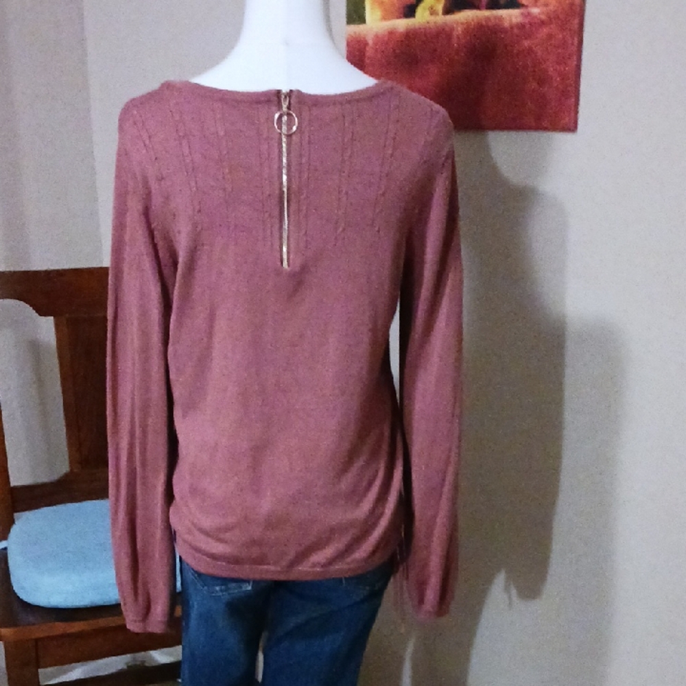 LETY&Me- Rusty Long Sleeve Top - Picture 8 of 14